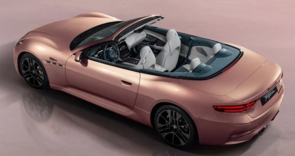 Изцяло новият електрически кабриолет на Maserati  -  GranCabrio Folgore, е луксозен и с повече мощност от събратята си. Автомобилът може да се похвали с технология, извлечена от Formula-E, включително инвертори от силициев карбид за подпомагане на ефективността и енергийния поток. Той разполага с три електрически мотора, два отзад и един отпред, произвеждащи впечатляващите 761 к.с. Maserati използва модул за управление на домейна на превозното средство, за да контролира двигателите независимо.

Моторите се захранват от 92,5 kWh батерия с пробег от 450 километра при пълно зареждане. Електрическата настройка помага на GranCabrio Folgore да ускори почти до стотака за 2,7 секунди и да достигне максимална скорост от 325 км в час. Този луксозен спортен автомобил има прибиращ се платнен покрив и се предлага в пет цвята: Blue Marine, Griege, Granata, Titan Grey и Nero. Може да се отвори за 14 секунди и да се затвори за 16 секунди при шофиране до 50. Глези с нагревател за врата и предпазител за вятър за повишаване на комфорта в купето, дори при спуснат покрив.


